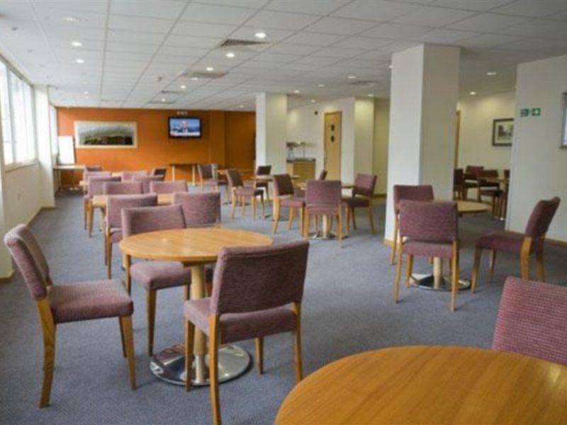 Travelodge Croydon Central Buitenkant foto