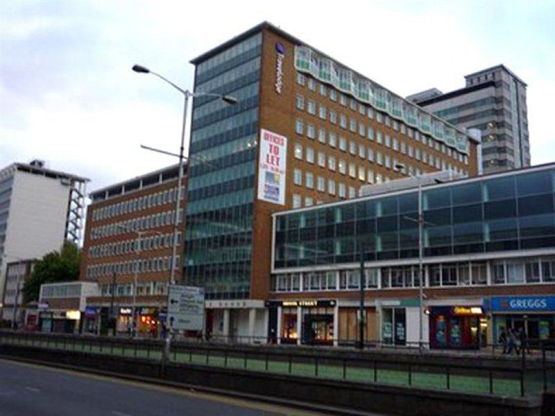 Travelodge Croydon Central Buitenkant foto
