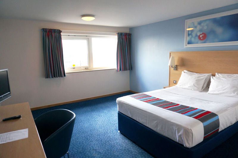 Travelodge Croydon Central Buitenkant foto