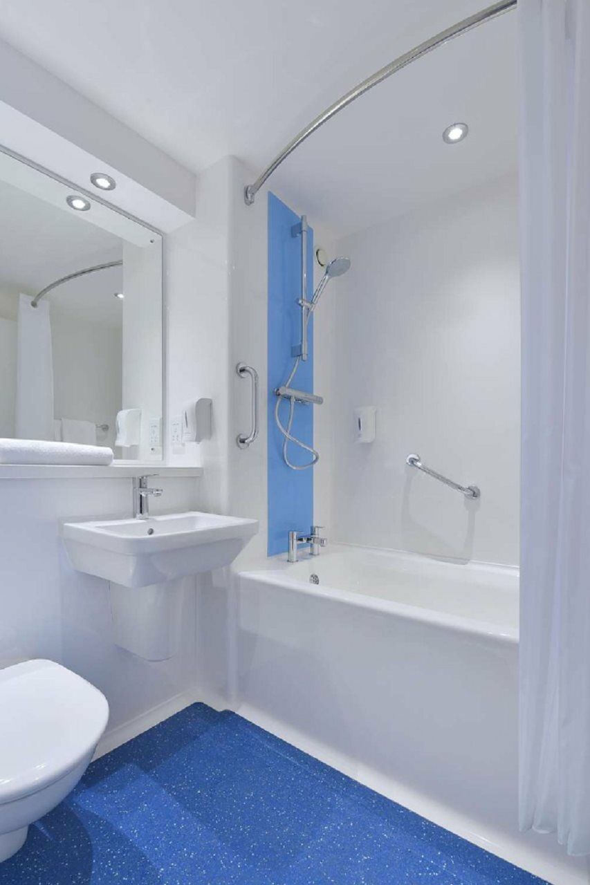 Travelodge Croydon Central Buitenkant foto