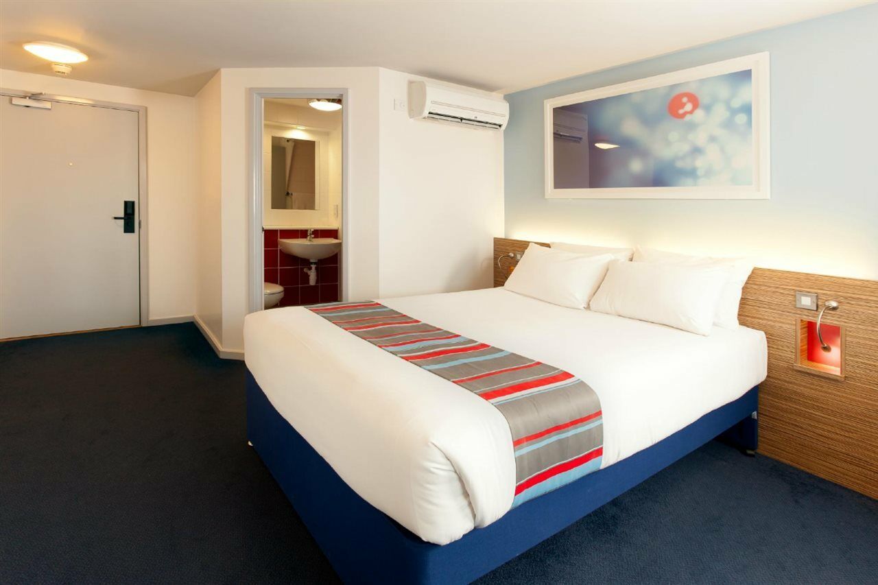 Travelodge Croydon Central Buitenkant foto
